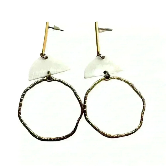 Virtue Jewelry Bar Post w/ Mother Of Pearl And A Gold Branch Circle Earrings - Picture 1 of 2